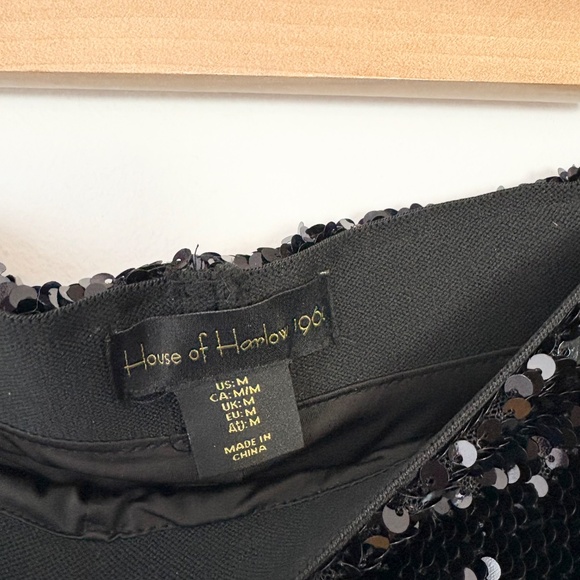 House of Harlow 1960 2 piece sequin set - Picture 5 of 8